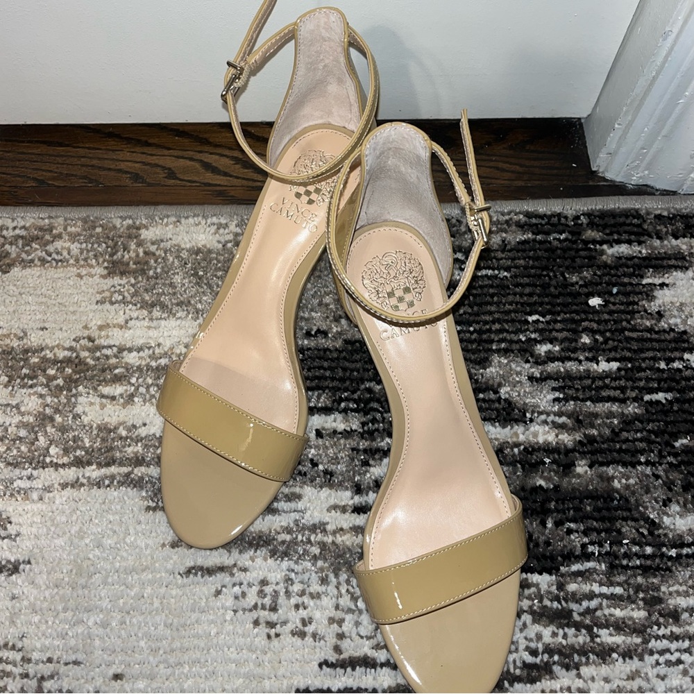 Vince Camuto Heels in Beige